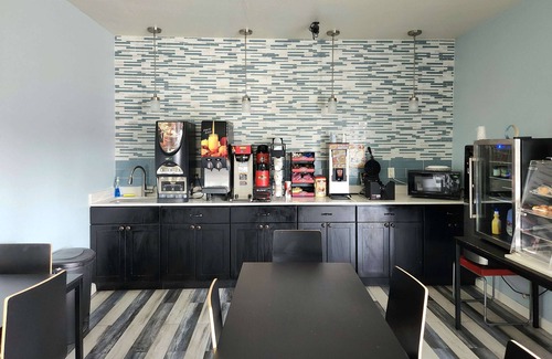 Freeport Hotel | Days Inn by Wyndham Freeport