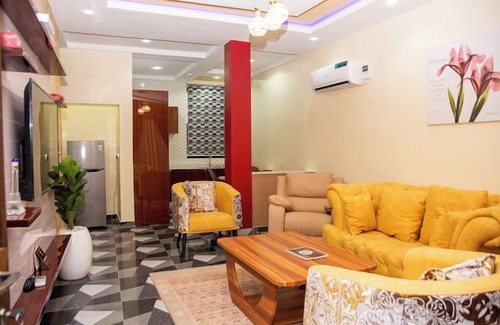 Asaba Apartamento | Daystar Luxury Apartment