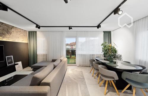 Weststadt Apartamento | DayYoungLife mit Terrasse Grill Parkplatz