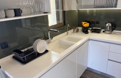 Khalandrion Apartamento | Dazzling and stylish 2BR Apartment