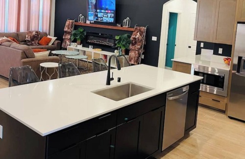 Pumpkin Center Casa | Dazzling! cozy newly-built, spacious home
