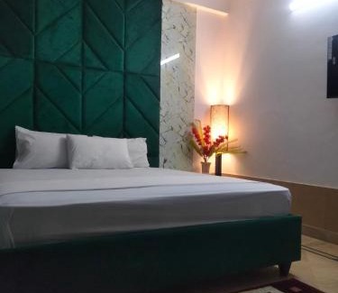 F-7 Sector Casa | Dazzy Dream Guest Houses
