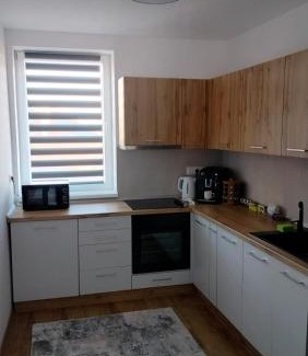 Targu Secuiesc Apartamento | DB Guest House