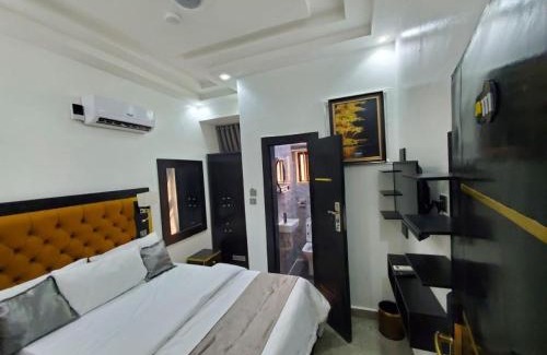 Enugu Hotel | De Bullion Hotels