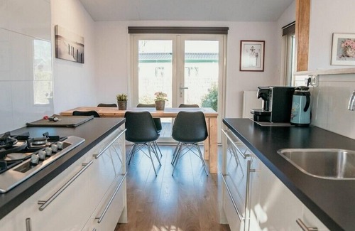 Goedereede Chalet De Esquí | De Goede Ree 122 luxurious and spacious chalet near the North Sea