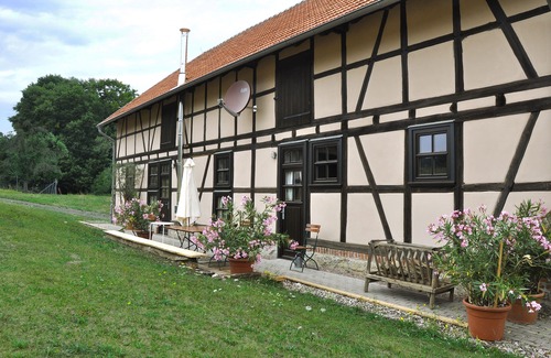 Willershausen Casa | Paraíso para quienes buscan tranquilidad rodeado de un jardín de venados y árboles frutales.