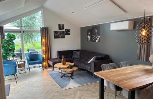 Municipality of Kampen Casa | De IJssel Eilanden Chalet Steghouse mit Zaun Nr 546