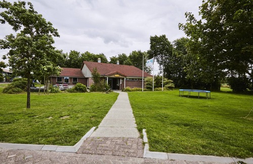 Grou Casa | De Jister Groepshuis aan het Water Voor 30-62 Personen