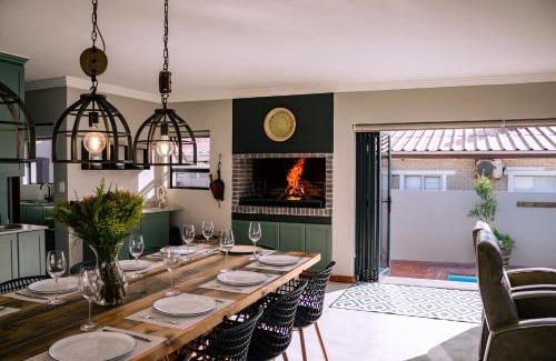 De Kelders Apartamento | De Kelders Hideaway with Heated Pool