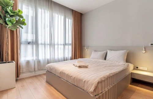 District 4 Apartamento | DE LA SOL Premier Residence