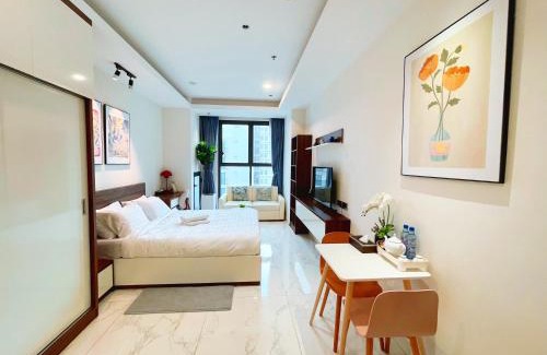 Little Japan Apartamento | De Lux Central Studio next Hyatt ,Opera House ,Benthanh ,Pool,Gym
