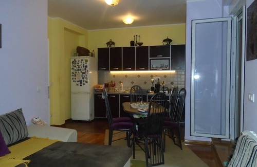 Vozdovac Apartamento | De Luxe Habitación doble A / C con gran terraza