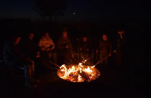 Langemark-Poelkapelle Apartamento | DE MEIBOOM vakantiehoeve tot 21 pers
