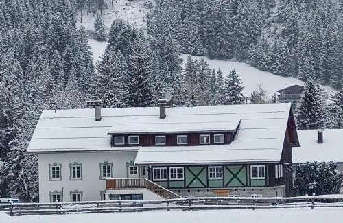 Bach Apartamento | De Nussi's Chalet 1