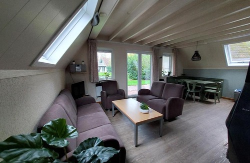 Gramsbergen Complejo | De Vecht, 124 - centraal gelegen aan vijver