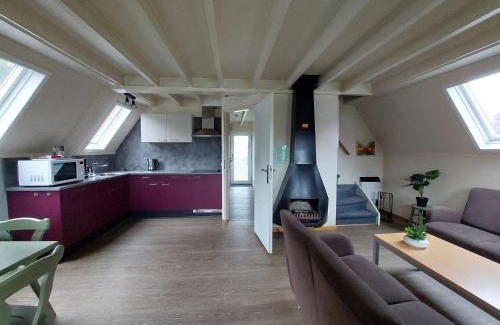 Gramsbergen Complejo | De Vecht, 124 - centraal gelegen aan vijver