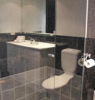 Main Beach Apartamento | De Ville Apartments