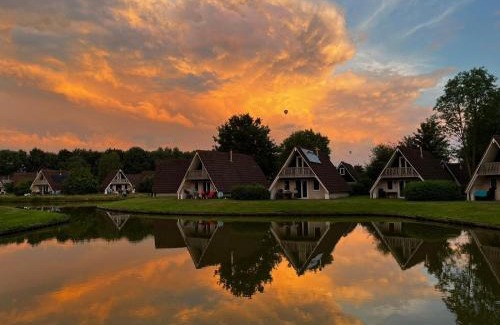 De Meene Casa | De Waterlelie gezellig en sfeervol aan het water