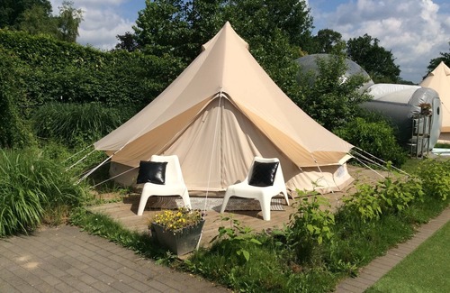 Paal Villa | Alquiler de chalet en De Witte Merel con glamping y bienestar.