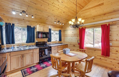 Deadwood Cabina | Deadwood Cabin w/ Foosball Table, Near Sanford Lab