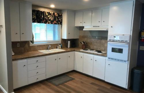Eureka Casa | Dean Getaway