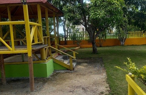 Lacovia Cabaña | Deano's Cottages