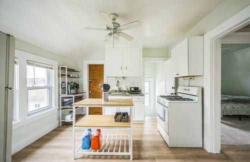 Dearborn Casa | Dearborn Den: Spring into Adventure: Stay Near Greenfield Village & Henry Ford Museum!
