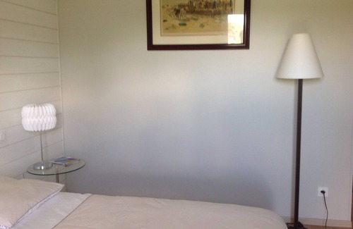 Saint-Gatien-des-Bois Casa | Deauville-StGatien-mínimo 2 noches. 4 Ch. 2Baños. 8pers270 € / noche / semana. incl.