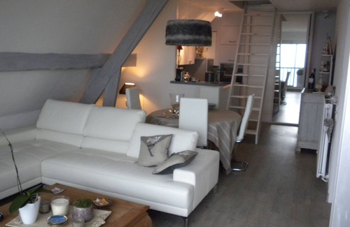 Benerville-sur-Mer Apartamento | Deauville / Trouville / Alquiler de apartamentos de 70 m2, vistas panorámicas al mar, 2 adultos. WIFI