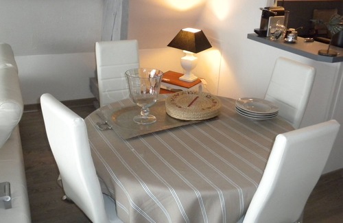 Benerville-sur-Mer Apartamento | Deauville / Trouville / Alquiler de apartamentos de 70 m2, vistas panorámicas al mar, 2 adultos. WIFI