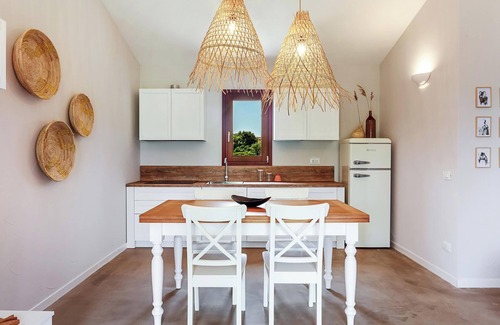 San Teodoro City Centre Casa | La casa di Debora con A/C y Wi-Fi