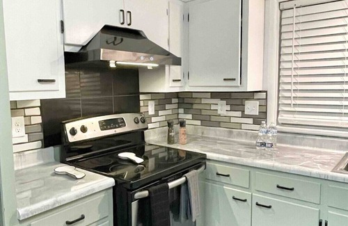 Decatur Casa | Decatur Home - Chic Comfort, Family & Fun!