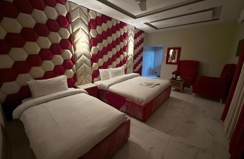 Islamabad Casa | Decent Luxury Guest House F-10