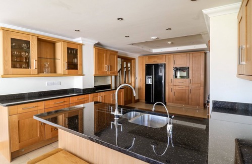 Ferwig Casa | Dechrau Newydd, CARDIGAN