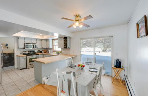 West Eaton Casa | Deck and Fire Pit Cozy Escape in Morrisville!