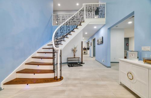 Albrightsville Casa | Deck and Fire Pits Immaculate Poconos Lodge!