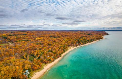 Good Hart Casa | Deck and Views Beautiful Michigan Home