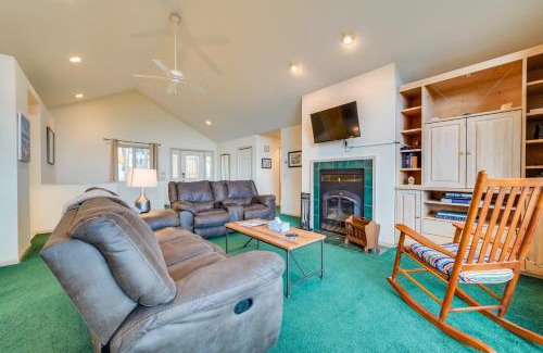 Good Hart Casa | Deck and Views Beautiful Michigan Home