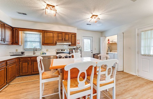 Winterville Casa | Deck & Fenced Yard: Family Home in Winterville