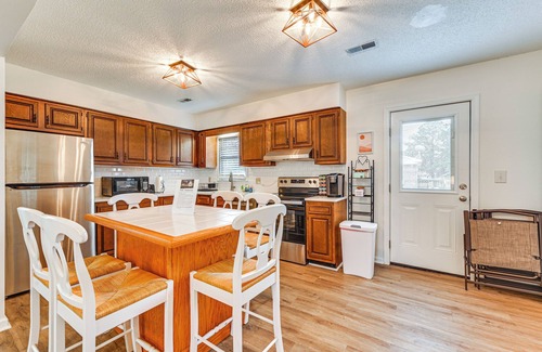 Winterville Casa | Deck & Fenced Yard: Family Home in Winterville