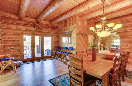 Junction City Casa | Deck, Grill and River Access California Escape!