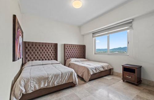 Puerto Vallarta Apartamento | Deck12 Casino and Resort by Monyxbnb