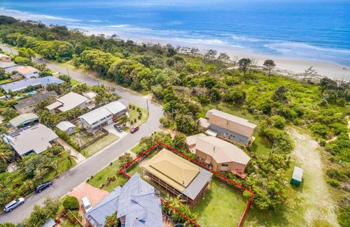 Pottsville Casa | Deckhouse Surfside by Kingscliff Accommodation