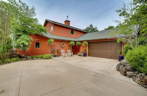 Shell Knob Casa | Decks and Views Spacious Cabin Near Table Rock Lake