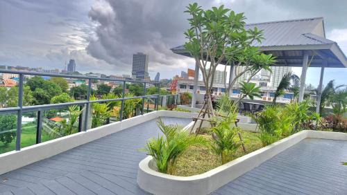 North Pattaya Hotel | Deco 2