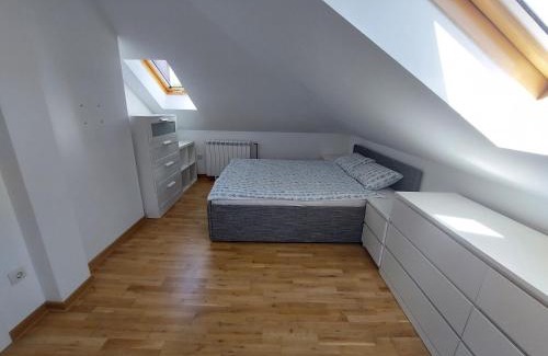 Savski Venac Apartamento | Dedinje Top