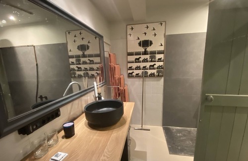 Grootschermer Apartamento | Vrbo Property