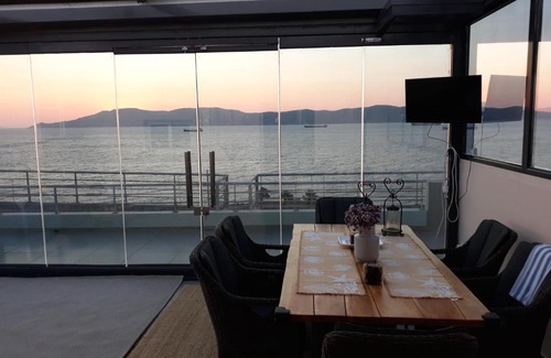 Lavrio Apartamento | deep blue