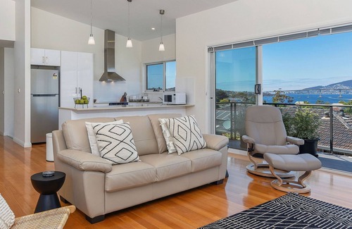 Lindisfarne Casa | ¡Impresionantes vistas sobre el río, la ciudad y la montaña!