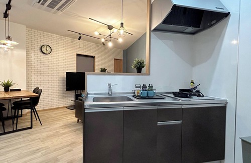 Nishinari Casa | Deep Osaka! A Running Lamp 2 minutes from the station! Ideal location for sightseeing in Namba & USJ Osaka! Up to 6 people are allowed at the same price